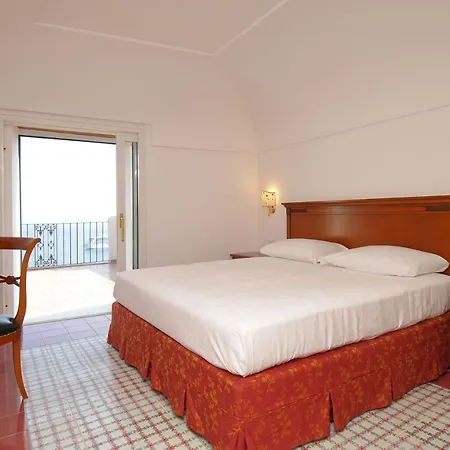 Sleeps 24 Pool Air Con Wifi Атрани